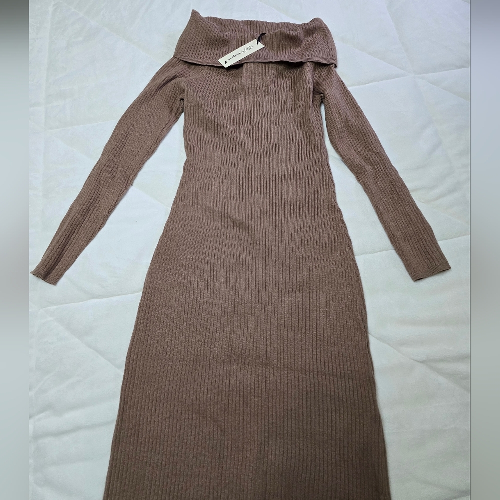 Brown Ribbed Off Shoulder Long Sleeve Dress